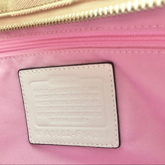 Coach F14281 White/Beige Signature East West Gallery Tote - Picture 10 of 13